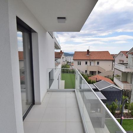 Ferienwohnung Relax-Krk Krk Town Exterior foto